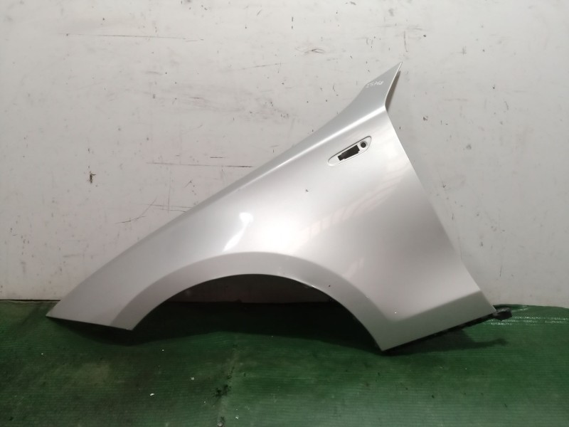 Recambio de aleta delantera izquierda para bmw 1 (e87) 118 d referencia OEM IAM   