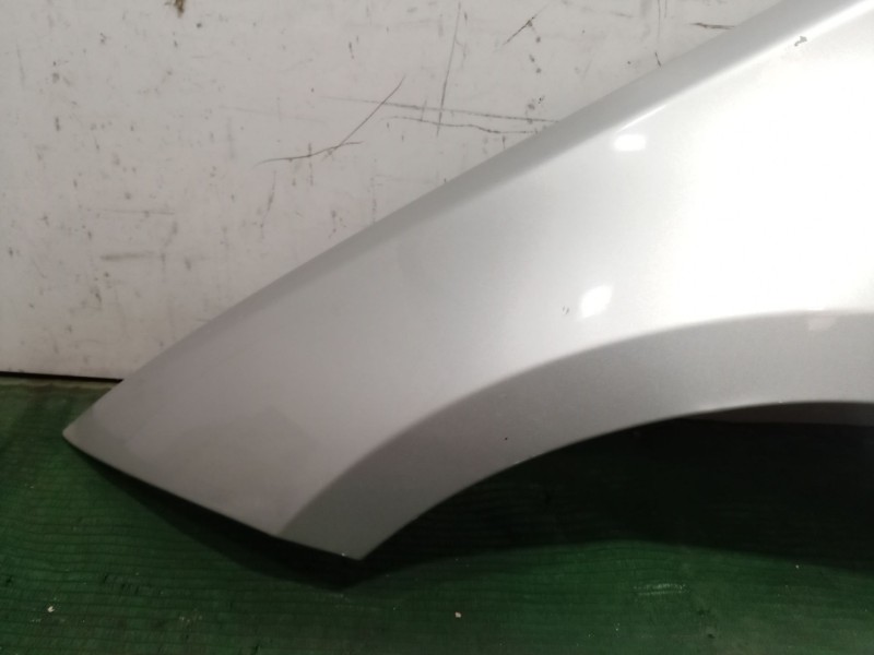 Recambio de aleta delantera izquierda para bmw 1 (e87) 118 d referencia OEM IAM   