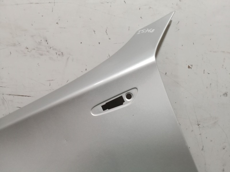 Recambio de aleta delantera izquierda para bmw 1 (e87) 118 d referencia OEM IAM   