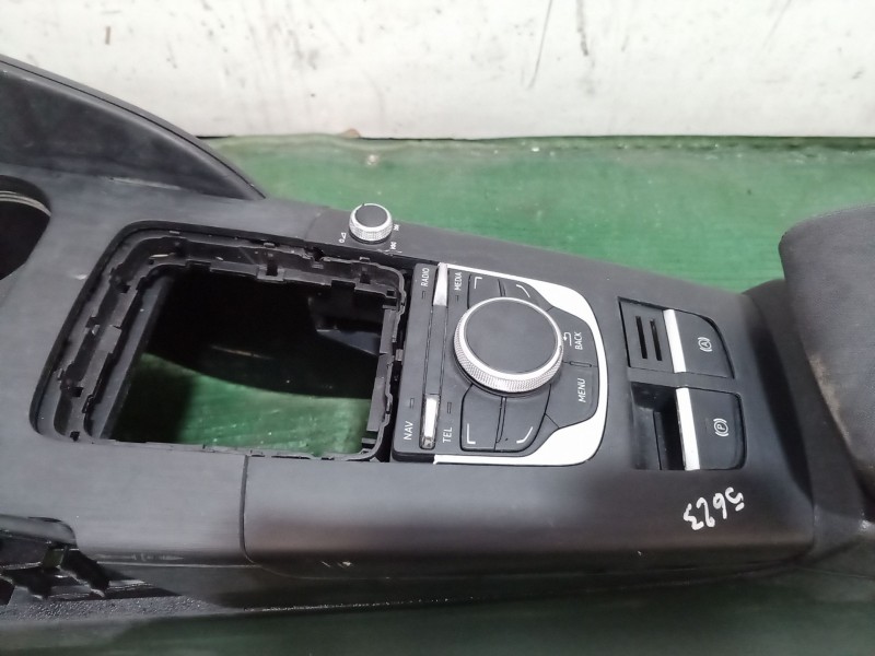 Recambio de consola central trasera para audi a3 (8v1, 8vk) 1.6 tdi referencia OEM IAM   