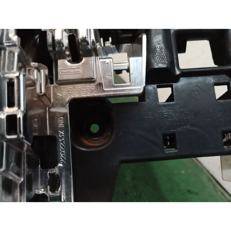 Recambio de moldura consola central delantera para renault espace v (jr_) 2.0 blue dci 190 referencia OEM IAM   