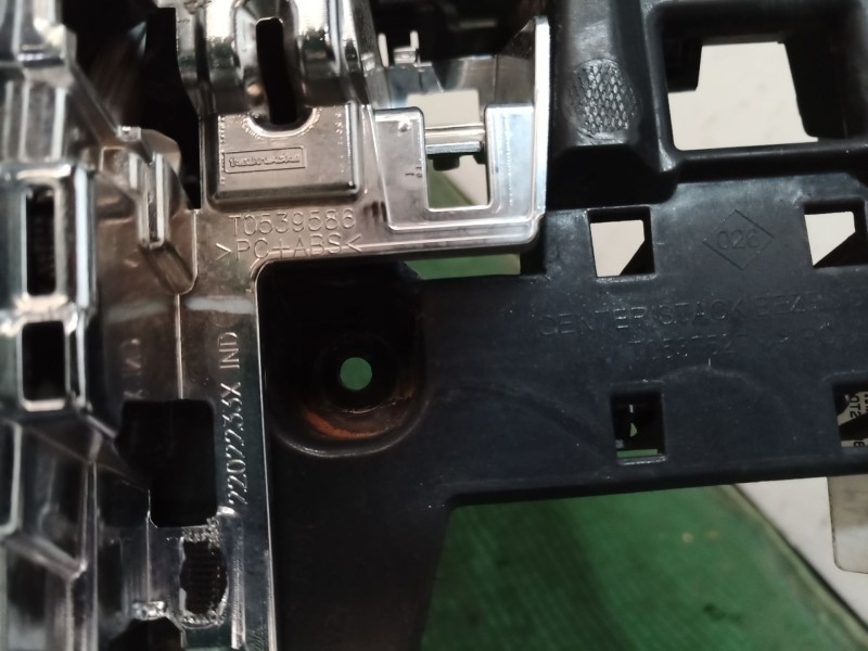 Recambio de moldura consola central delantera para renault espace v (jr_) 2.0 blue dci 190 referencia OEM IAM   