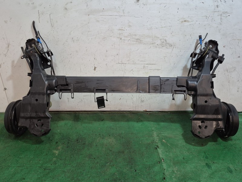 Recambio de puente trasero para citroën c4 cactus 1.2 thp 110 referencia OEM IAM   