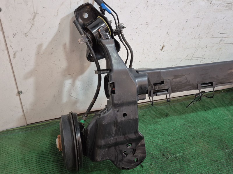 Recambio de puente trasero para citroën c4 cactus 1.2 thp 110 referencia OEM IAM   