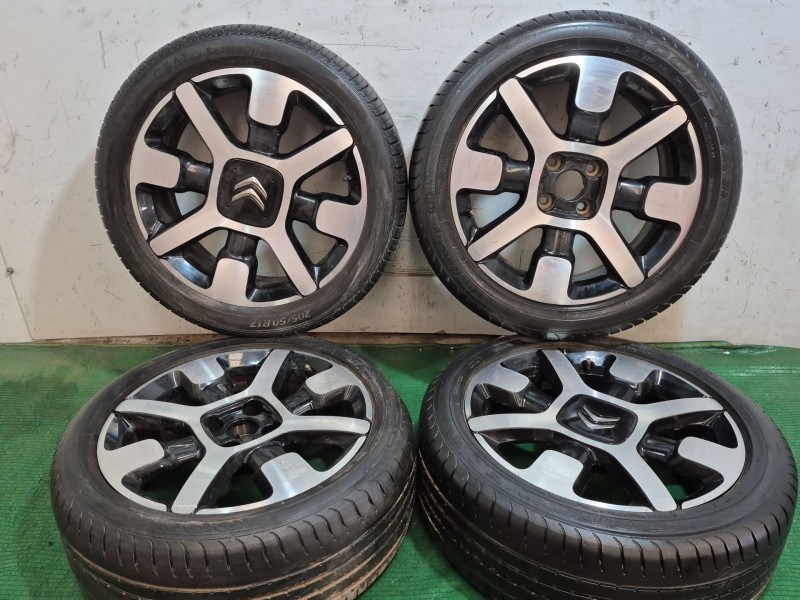 Recambio de juego llantas para citroën c4 cactus 1.2 thp 110 referencia OEM IAM   