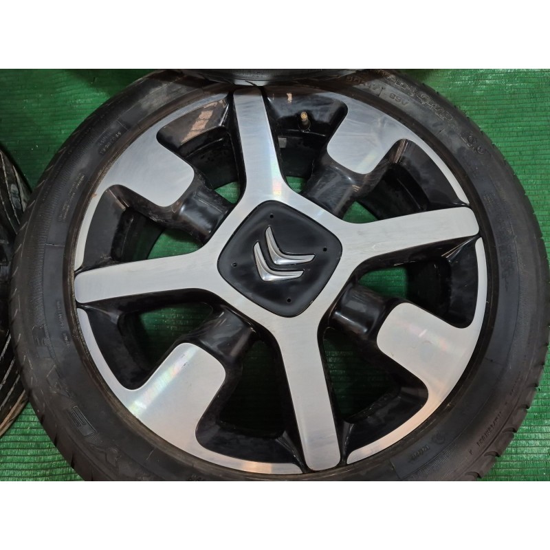 Recambio de juego llantas para citroën c4 cactus 1.2 thp 110 referencia OEM IAM   