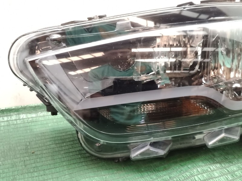 Recambio de faro derecho para citroën c4 cactus 1.2 thp 110 referencia OEM IAM   