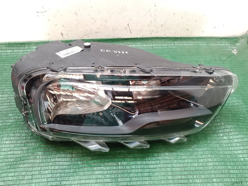 Recambio de faro derecho para citroën c4 cactus 1.2 thp 110 referencia OEM IAM   