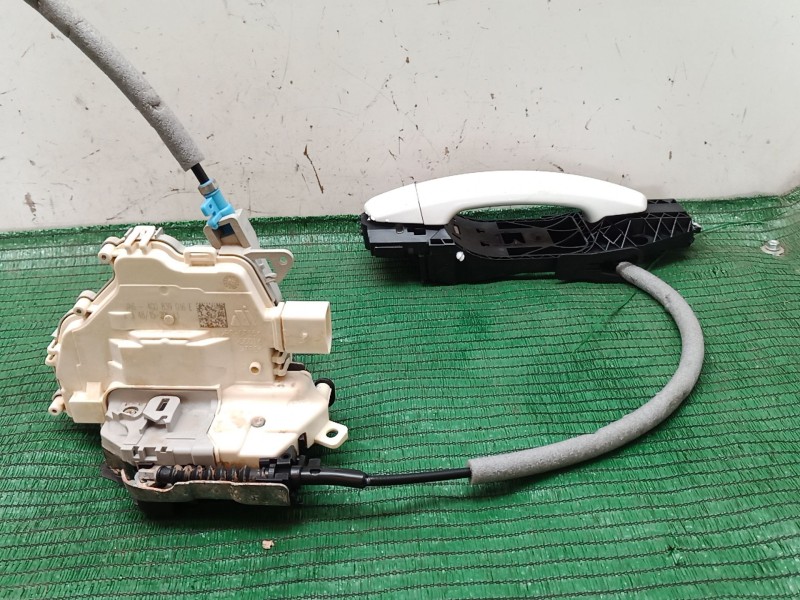 Recambio de cerradura puerta trasera derecha para audi a3 (8v1, 8vk) 1.6 tdi referencia OEM IAM   