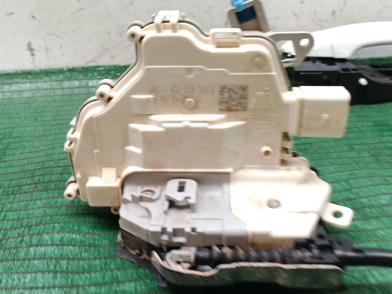 Recambio de cerradura puerta trasera derecha para audi a3 (8v1, 8vk) 1.6 tdi referencia OEM IAM   