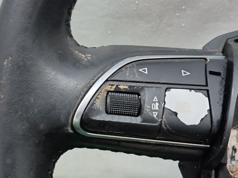 Recambio de volante para audi a3 (8v1, 8vk) 1.6 tdi referencia OEM IAM   