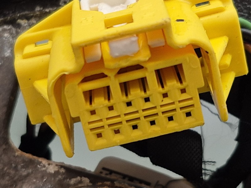 Recambio de volante para audi a3 (8v1, 8vk) 1.6 tdi referencia OEM IAM   