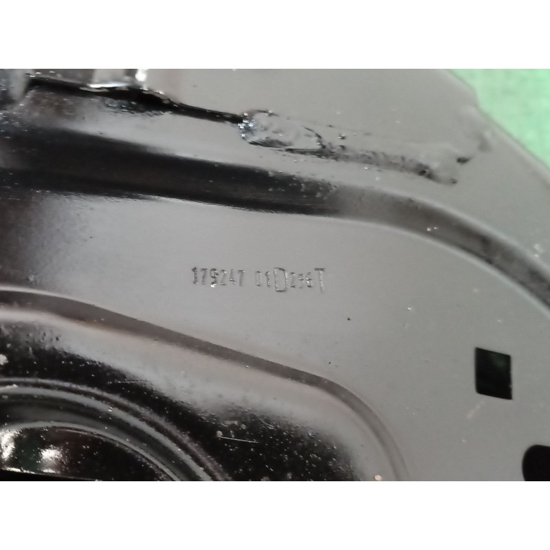 Recambio de puente delantero para citroën c4 cactus 1.2 thp 110 referencia OEM IAM 17924701D25 17924701D25 17924701D25