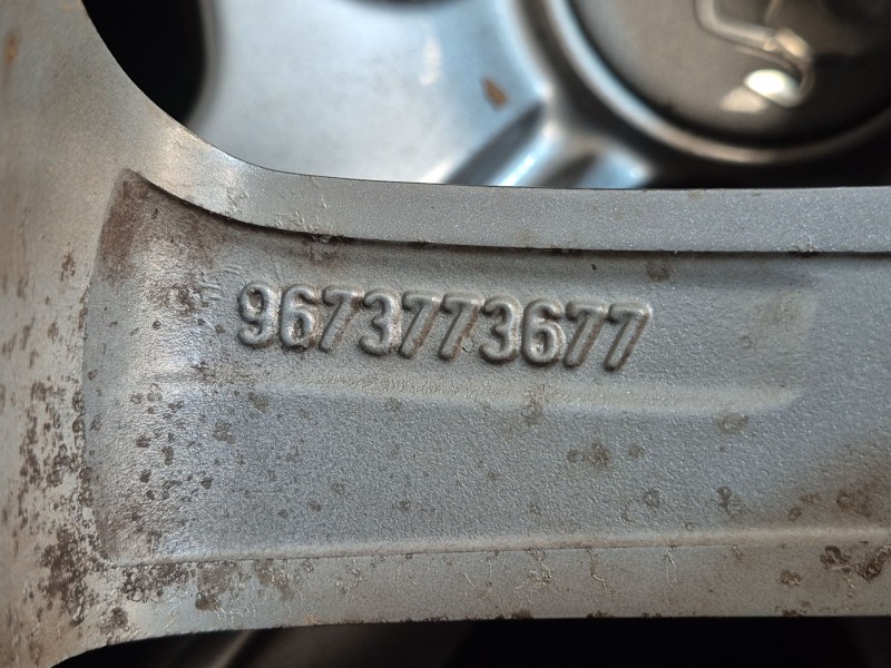 Recambio de juego llantas para peugeot 208 i (ca_, cc_) 1.2 vti 82 referencia OEM IAM   