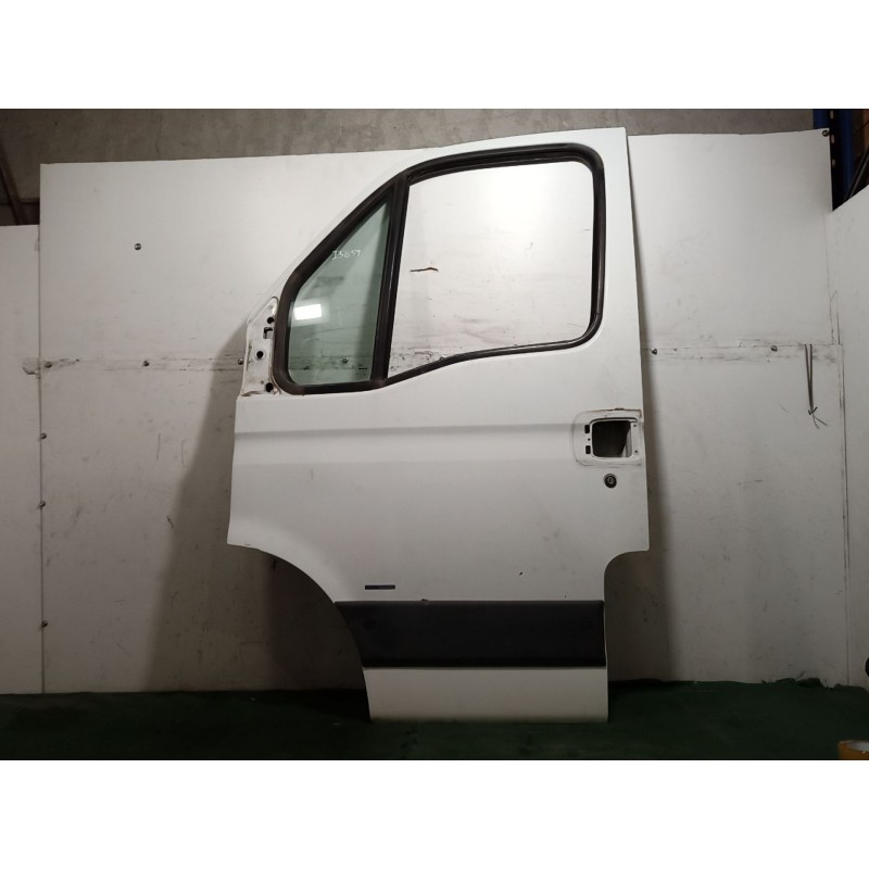 Recambio de puerta delantera izquierda para iveco daily iv furgoneta 65c15 referencia OEM IAM   