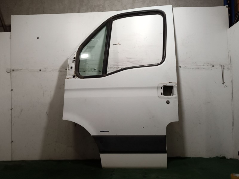 Recambio de puerta delantera izquierda para iveco daily iv furgoneta 65c15 referencia OEM IAM   