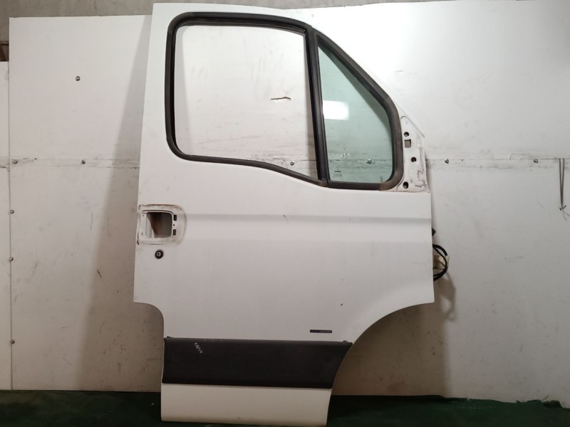 Recambio de puerta delantera derecha para iveco daily iv furgoneta 65c15 referencia OEM IAM   