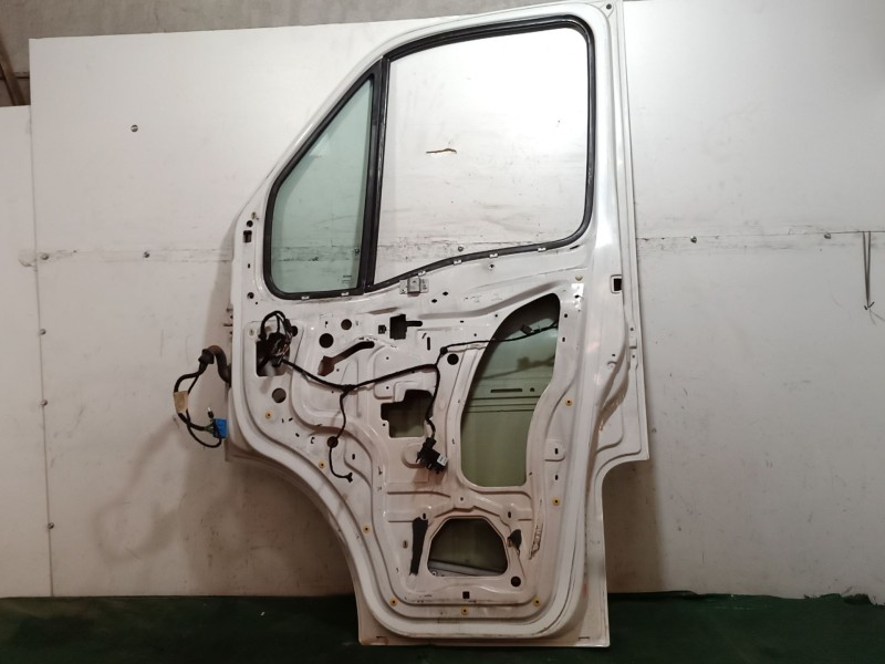 Recambio de puerta delantera derecha para iveco daily iv furgoneta 65c15 referencia OEM IAM   