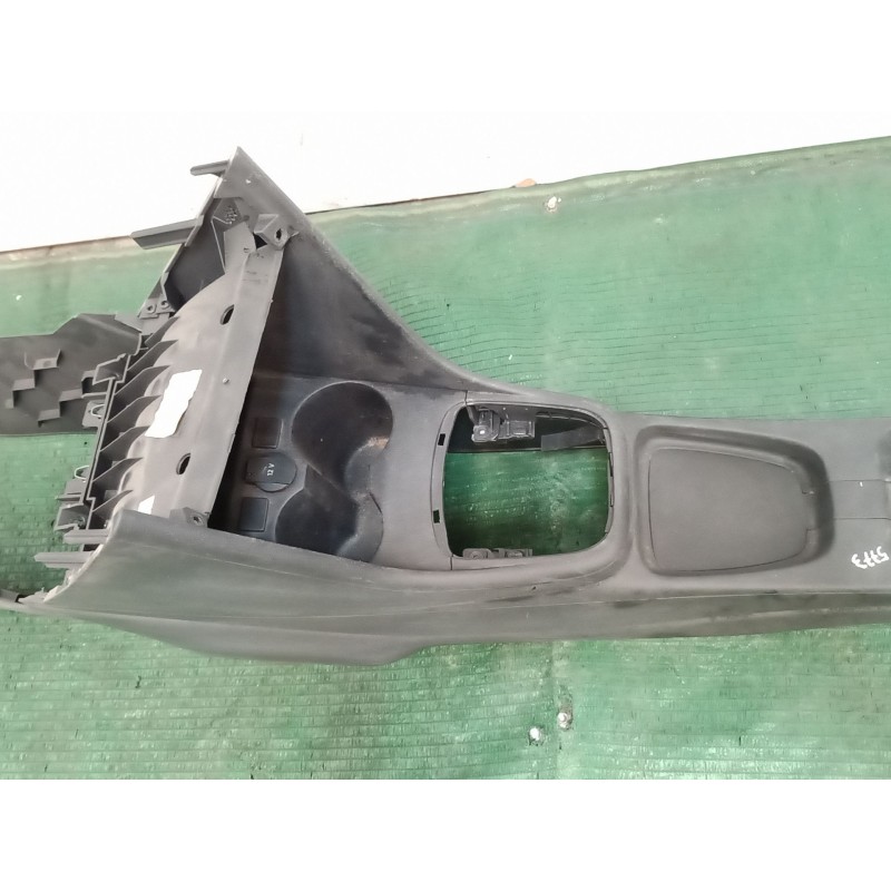 Recambio de consola central trasera para volkswagen polo v (6r1, 6c1) 1.2 referencia OEM IAM   