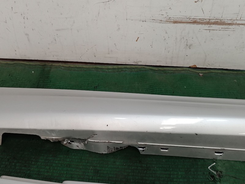 Recambio de faldon lateral para bmw 1 (e87) 118 d referencia OEM IAM   