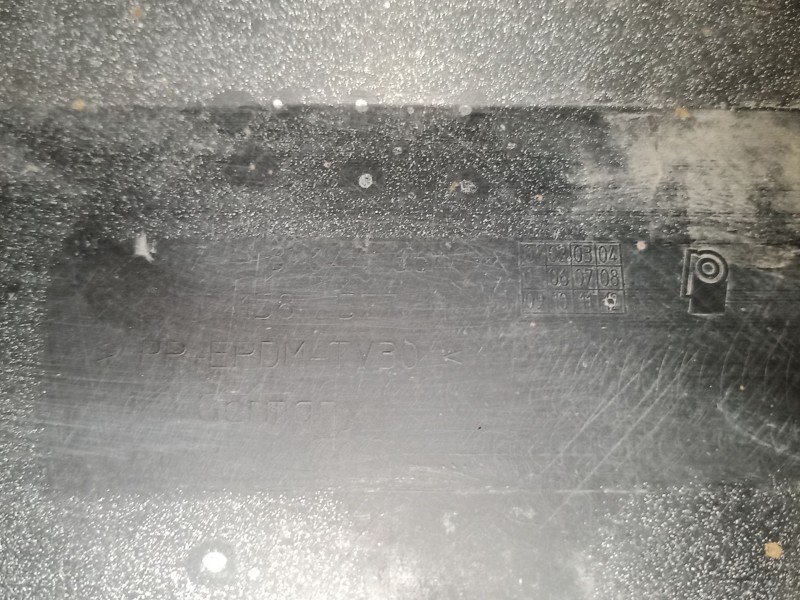 Recambio de faldon lateral para bmw 1 (e87) 118 d referencia OEM IAM   