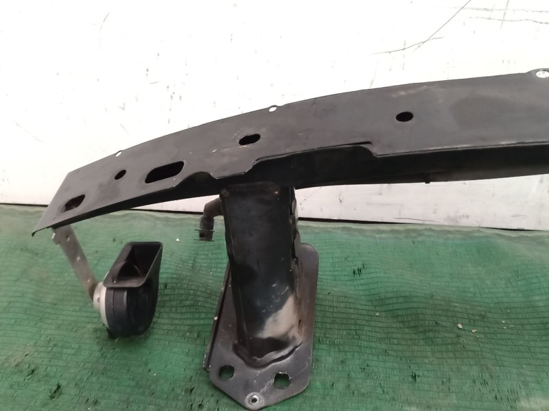 Recambio de refuerzo paragolpes delantero para bmw 1 (e87) 118 d referencia OEM IAM   