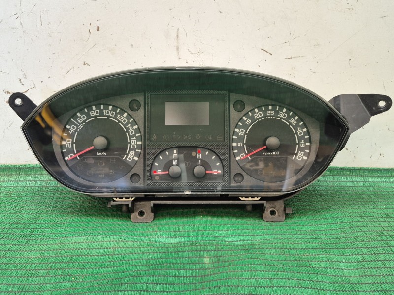 Recambio de cuadro instrumentos para iveco daily iv furgoneta 29l10 v referencia OEM IAM   