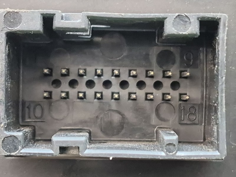 Recambio de cuadro instrumentos para iveco daily iv furgoneta 29l10 v referencia OEM IAM   