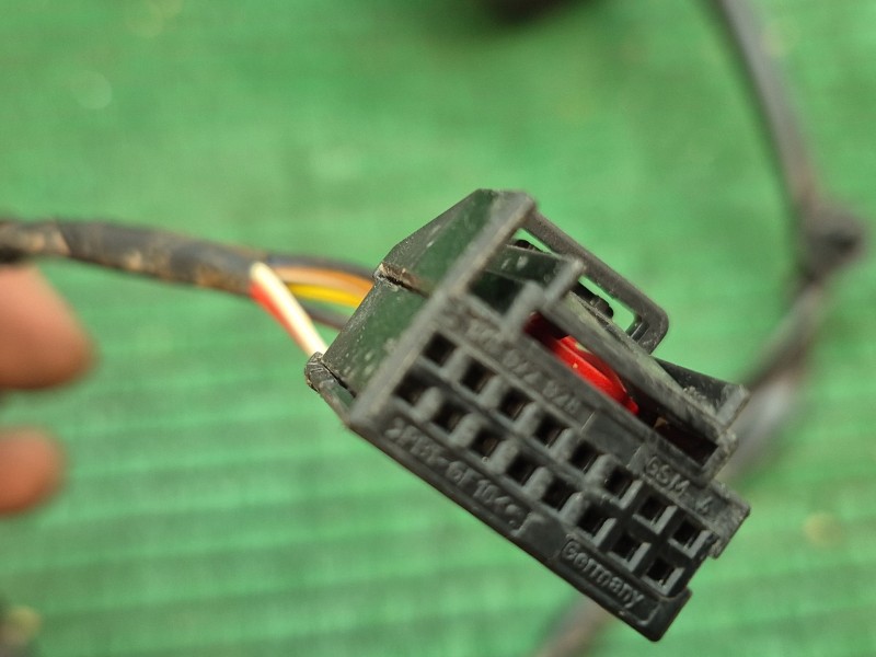 Recambio de retrovisor izquierdo para audi a3 (8v1, 8vk) 1.6 tdi referencia OEM IAM   