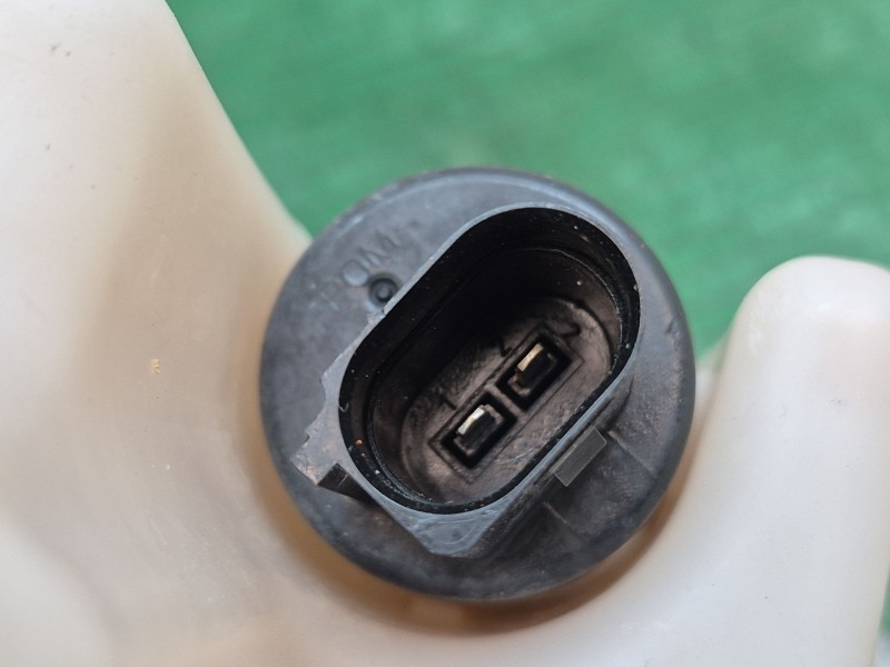 Recambio de deposito limpia para audi a3 (8v1, 8vk) 1.6 tdi referencia OEM IAM   