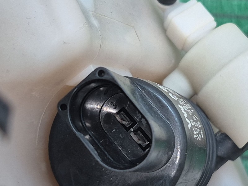 Recambio de deposito limpia para audi a3 (8v1, 8vk) 1.6 tdi referencia OEM IAM   