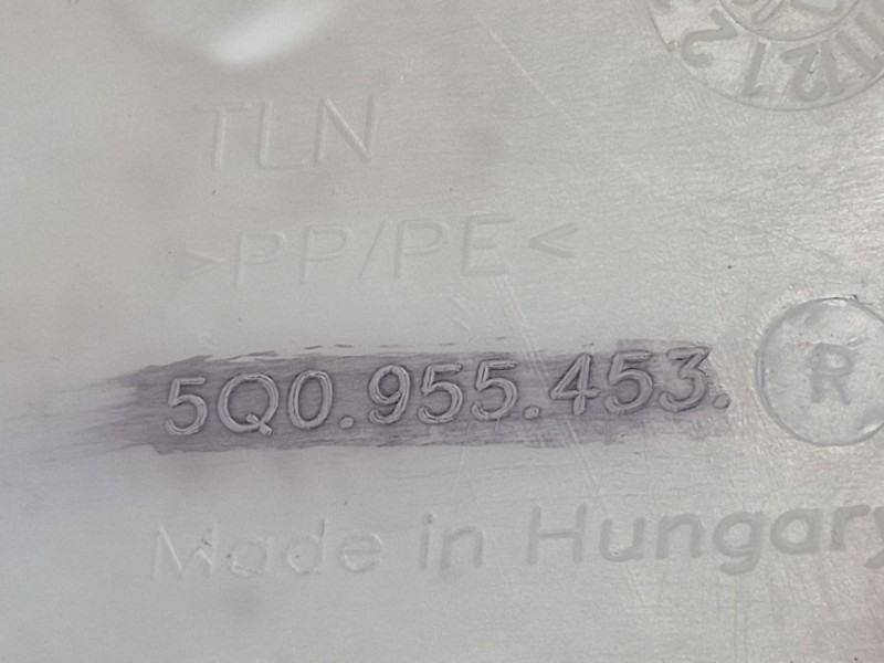 Recambio de deposito limpia para audi a3 (8v1, 8vk) 1.6 tdi referencia OEM IAM   