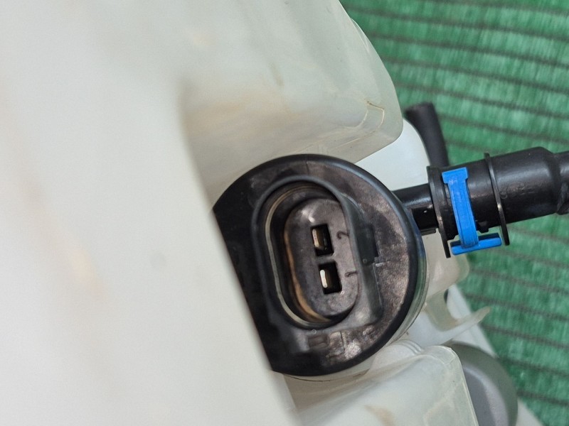 Recambio de deposito limpia para bmw x3 (f25) sdrive 18 d referencia OEM IAM   