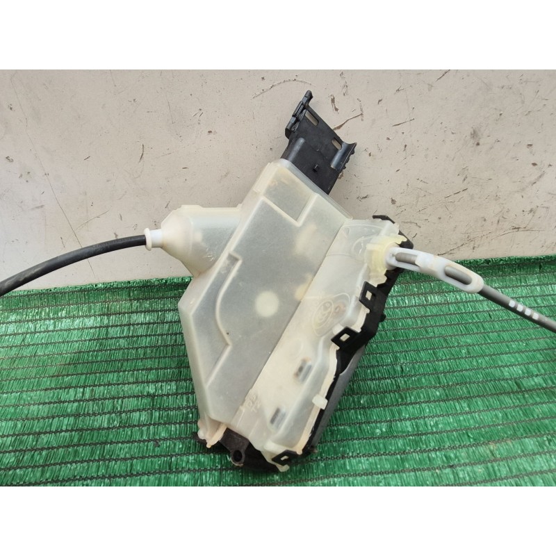 Recambio de cerradura puerta delantera derecha para volkswagen golf plus v (5m1, 521) 1.6 tdi referencia OEM IAM   