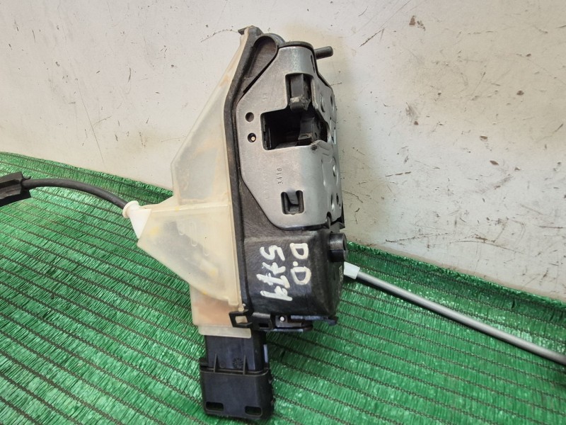 Recambio de cerradura puerta delantera derecha para volkswagen golf plus v (5m1, 521) 1.6 tdi referencia OEM IAM   