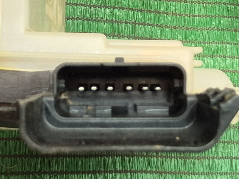 Recambio de cerradura puerta delantera derecha para volkswagen golf plus v (5m1, 521) 1.6 tdi referencia OEM IAM   