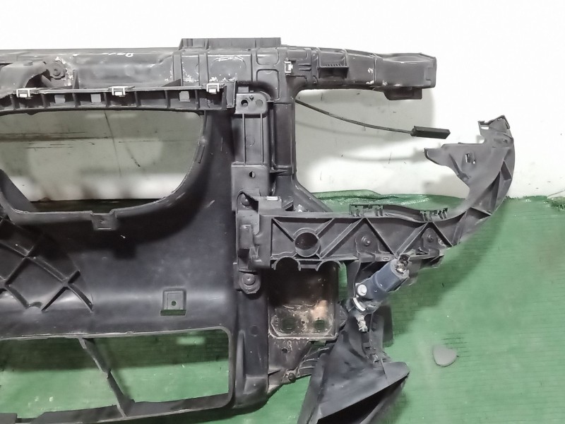 Recambio de panel frontal para bmw 1 (e87) 118 d referencia OEM IAM   