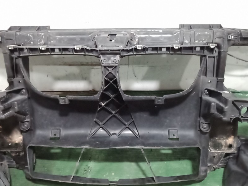 Recambio de panel frontal para bmw 1 (e87) 118 d referencia OEM IAM   