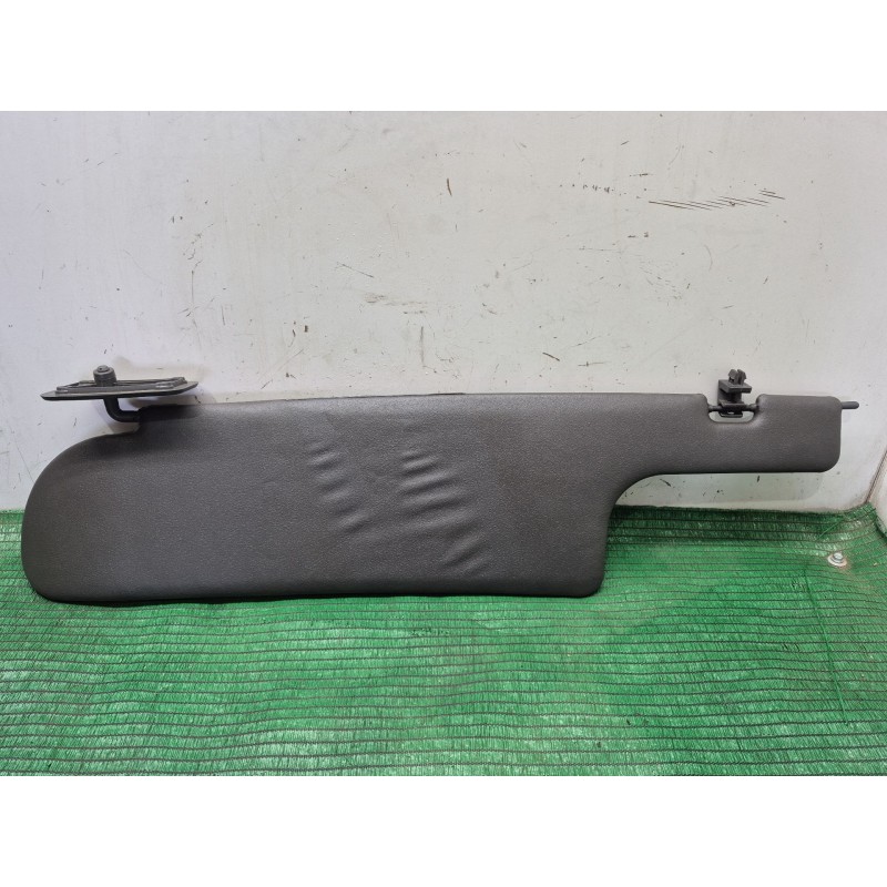 Recambio de parasol izquierdo para iveco daily iv furgoneta 65c15 referencia OEM IAM   