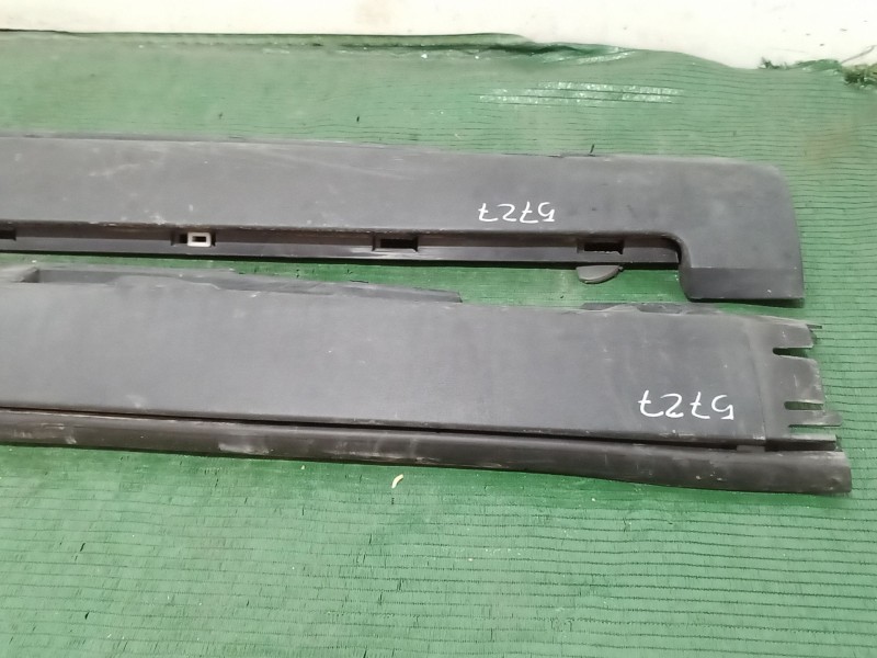 Recambio de faldon lateral para volvo v50 (545) 1.8 referencia OEM IAM   