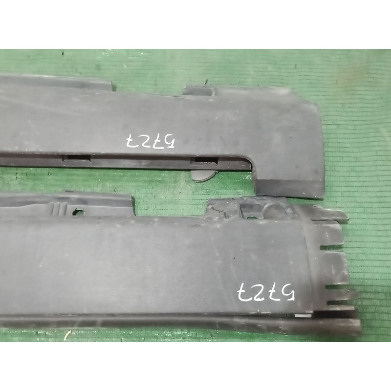 Recambio de faldon lateral para volvo v50 (545) 1.8 referencia OEM IAM   