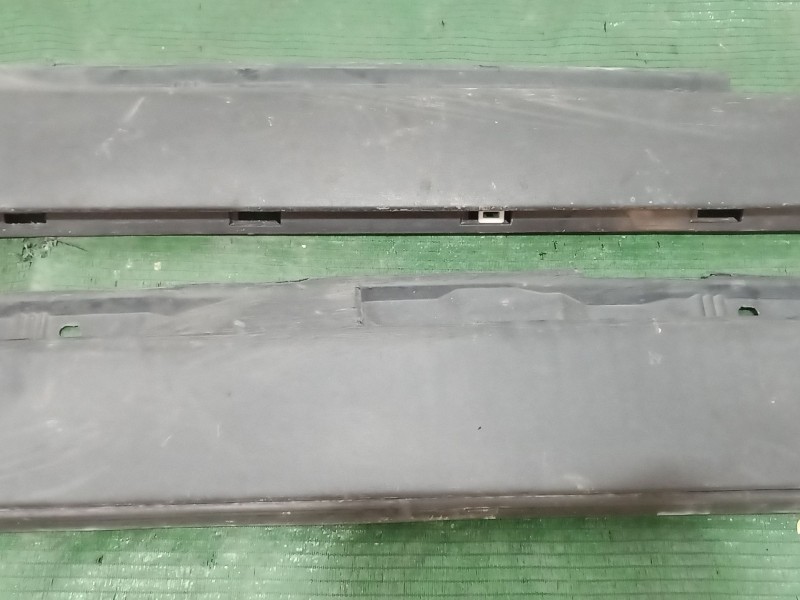 Recambio de faldon lateral para volvo v50 (545) 1.8 referencia OEM IAM   