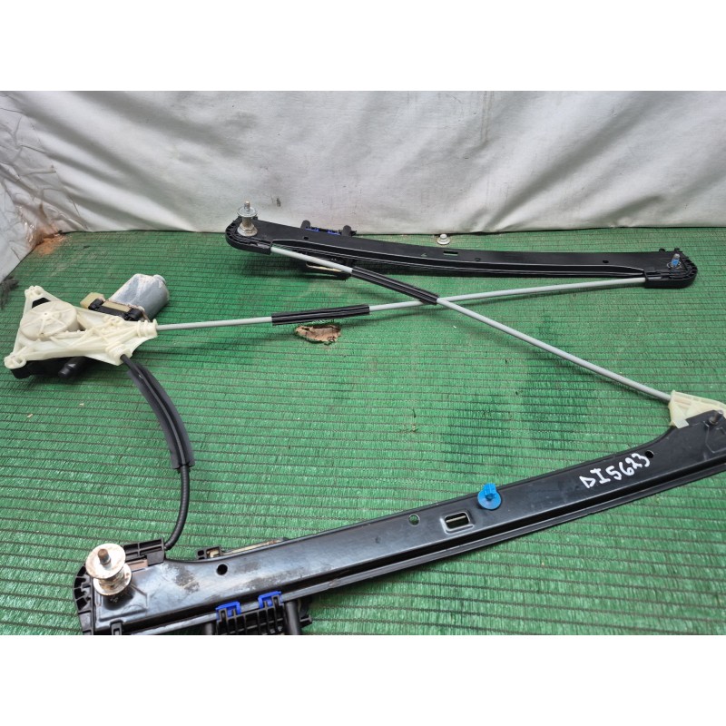 Recambio de elevalunas delantero izquierdo para audi a3 (8v1, 8vk) 1.6 tdi referencia OEM IAM   