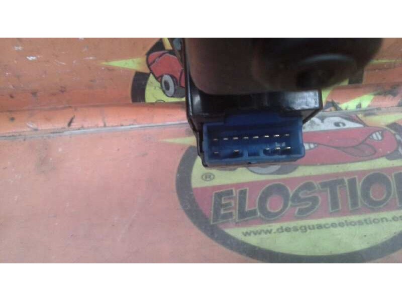 Recambio de mando elevalunas delantero izquierdo para daewoo nubira berlina referencia OEM IAM   