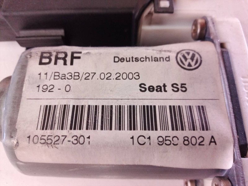 Recambio de motor elevalunas delantero derecho para seat leon (1m1) stella referencia OEM IAM 1C1959802A 105527301 1C1959802A