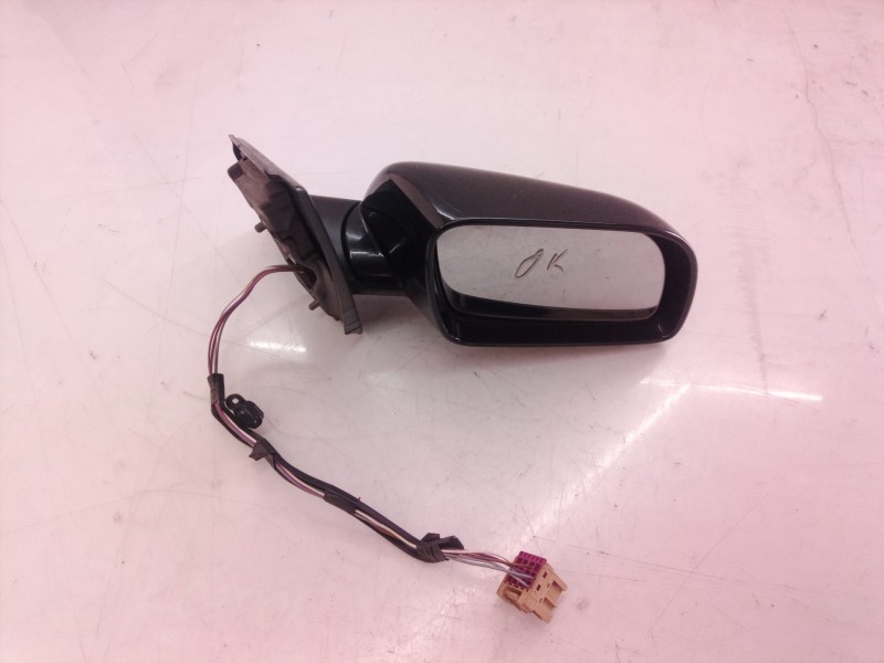 Recambio de retrovisor derecho para volkswagen polo (9n1) highline referencia OEM IAM   