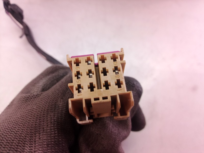 Recambio de retrovisor derecho para volkswagen polo (9n1) highline referencia OEM IAM   