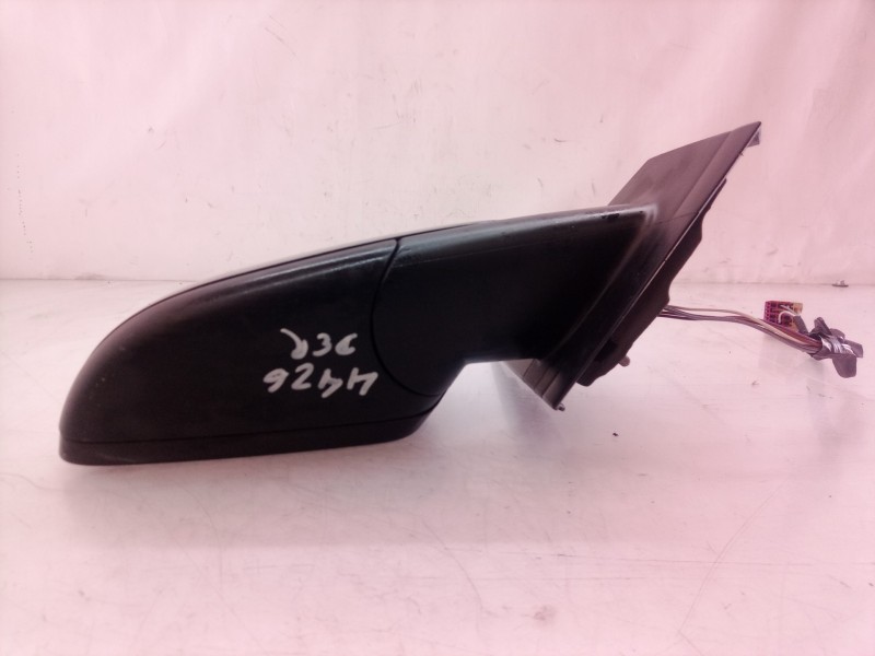 Recambio de retrovisor derecho para volkswagen polo (9n1) highline referencia OEM IAM   
