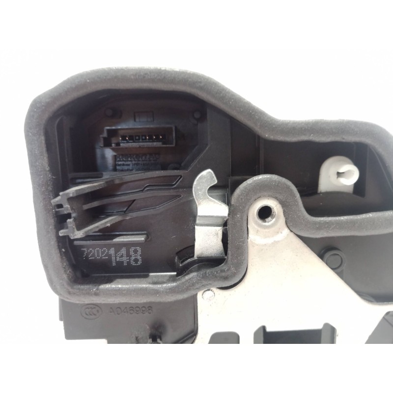 Recambio de cerradura puerta trasera derecha para bmw serie 5 berlina (e60) 530d referencia OEM IAM 7202148 7202148 7202148