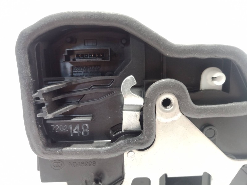 Recambio de cerradura puerta trasera derecha para bmw serie 5 berlina (e60) 530d referencia OEM IAM 7202148 7202148 7202148